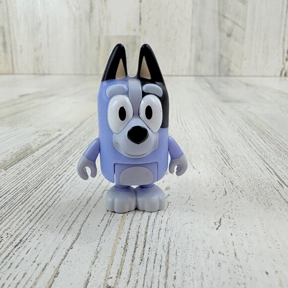 Bluey OLDER SOCKS Heeler Cousin Standing Figure Bigger Upright Blue NEW - Picture 5 of 8